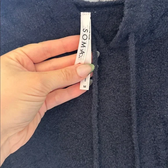 Soma Ultra Plush Hoodie in Navy size Medium - Picture 6 of 8